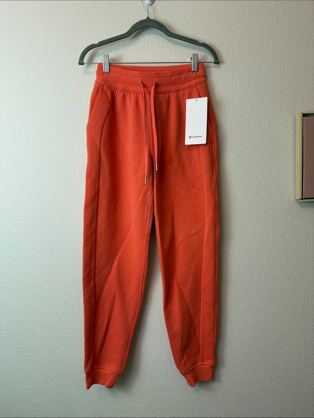 lululemon athletica Scuba HR Bright Orange Drawstring Joggers Size 2